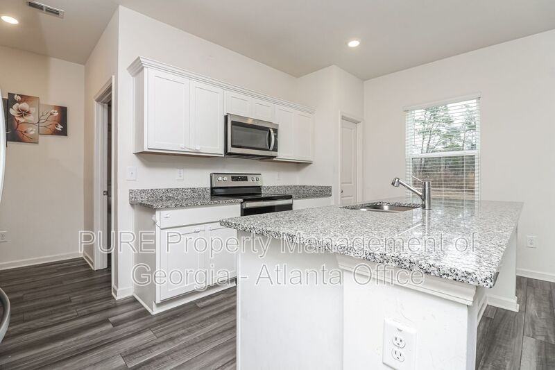 265 Colbury St - Photo 6 of 21