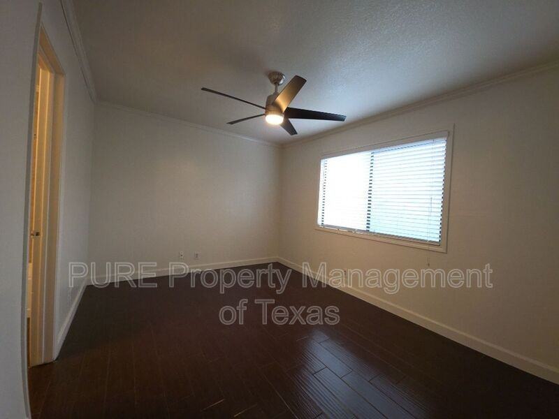 8708 - Photo 6 of 21