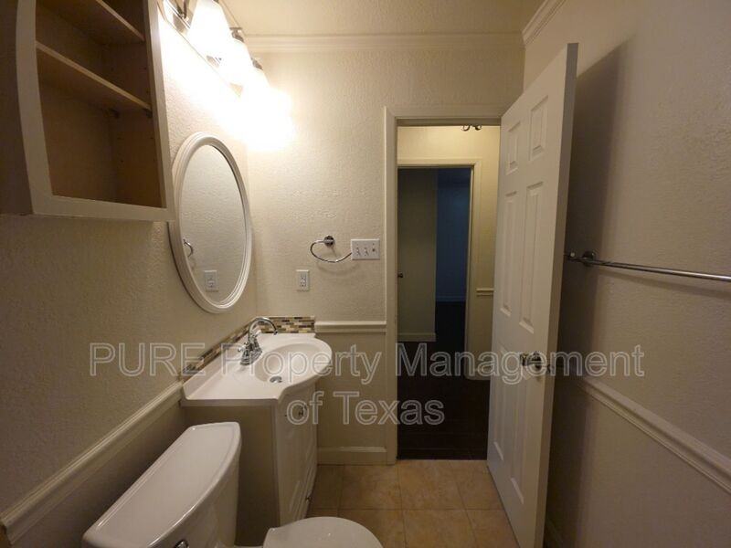 8708 - Photo 7 of 21