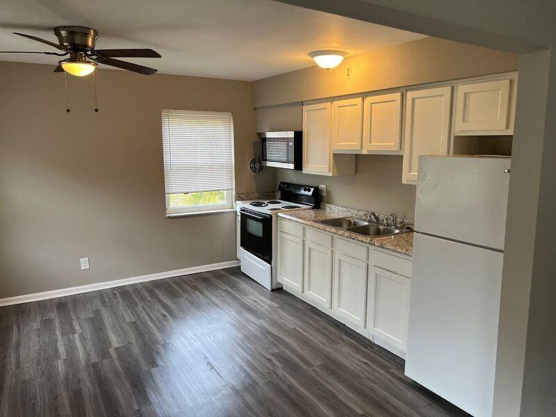 2828 Westknolls Ln #3 - Photo 4 of 12