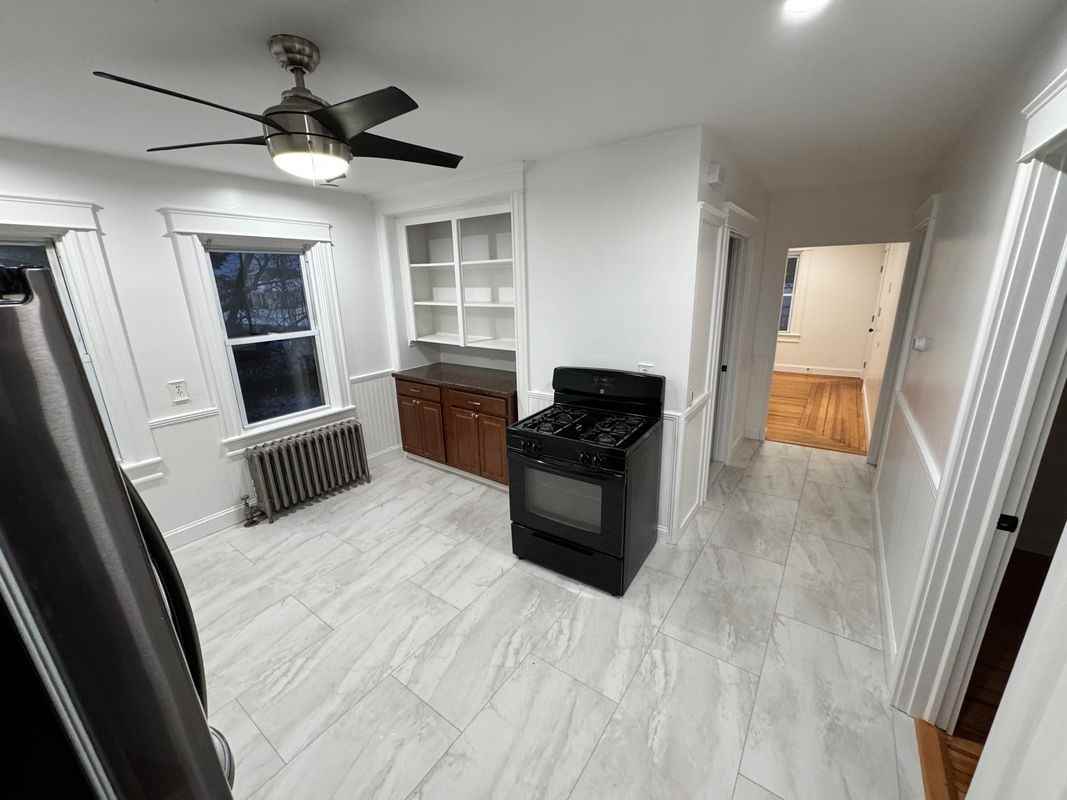 271 S Spruce St ##1 - Photo 3 of 12