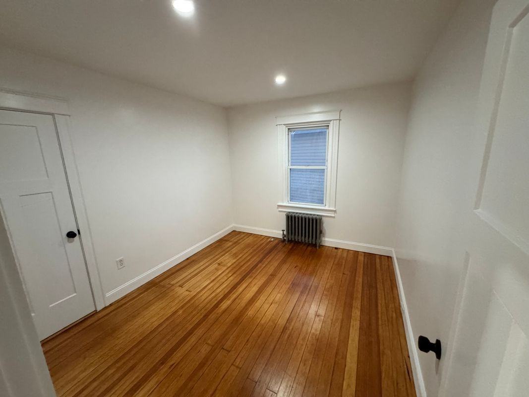 271 S Spruce St ##1 - Photo 5 of 12