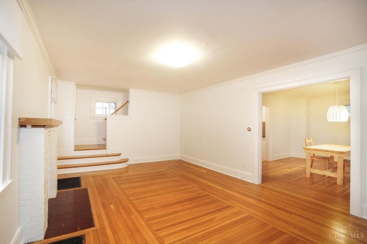 6622 Bramble Ave - Photo 3 of 8