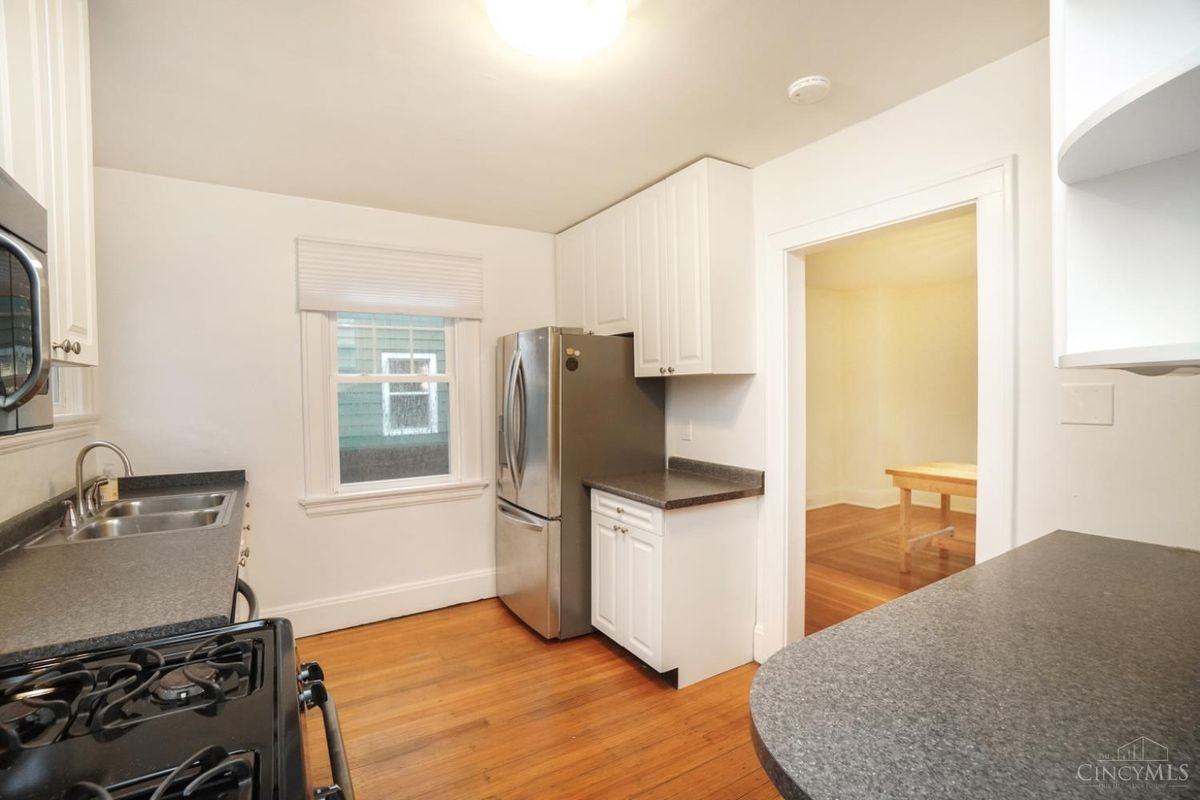 6622 Bramble Ave - Photo 4 of 8