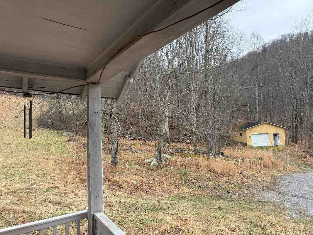 10010 Ferbie Rd - Photo 7 of 7