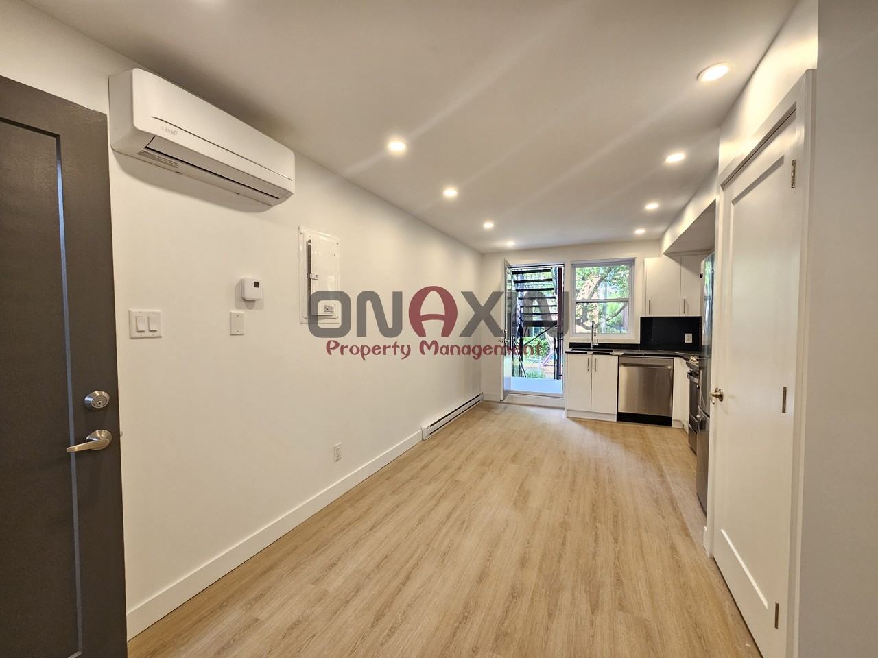 2625 Avenue Gascon #4 - Photo 6 of 15