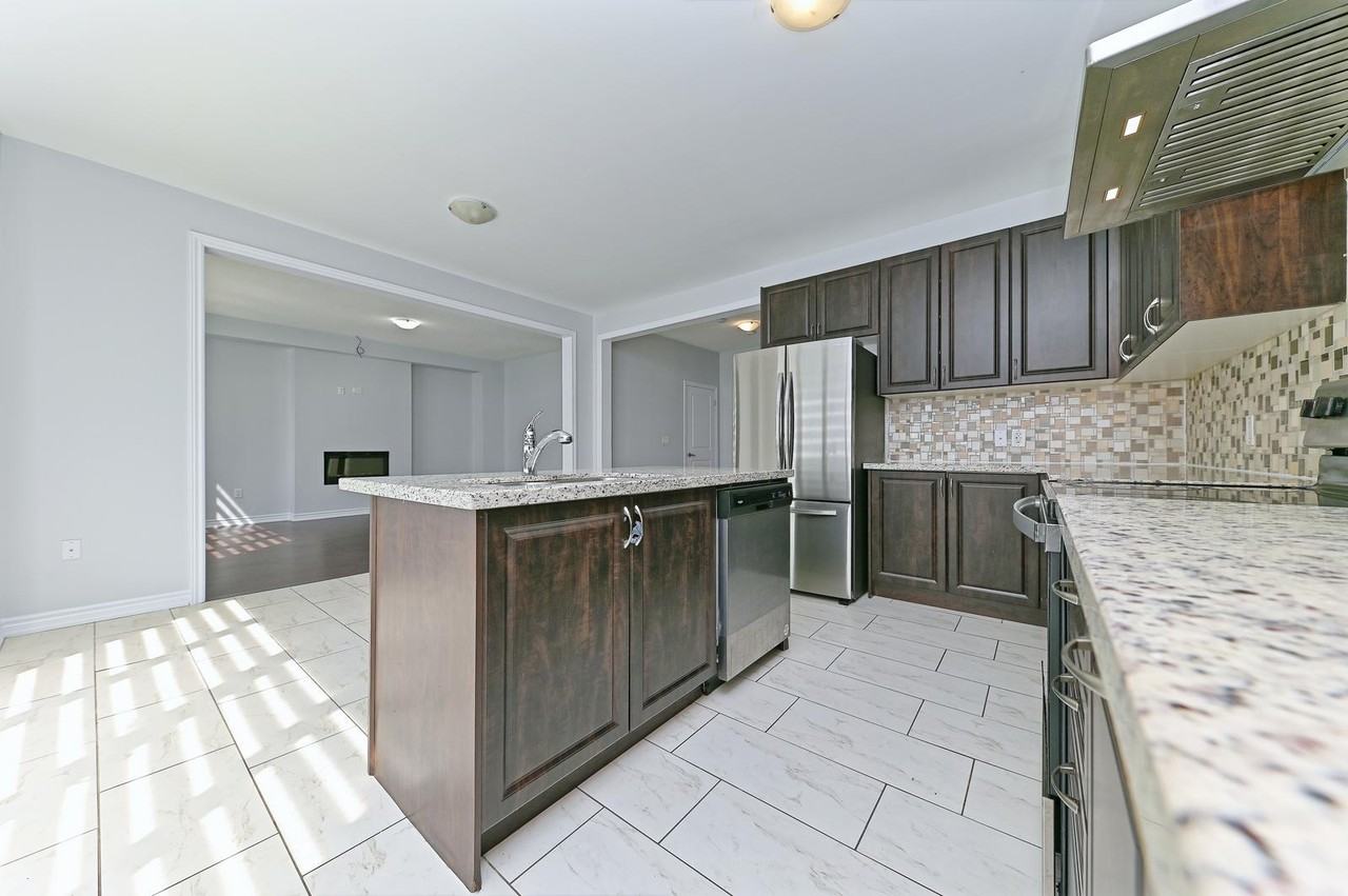 154 Petch Avenue - Photo 6 of 44