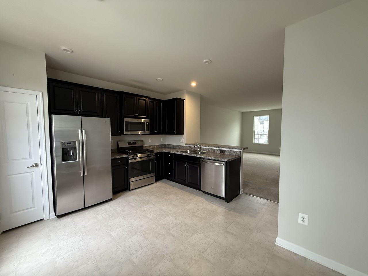 505 Rolling Valley Drive - Photo 7 of 35