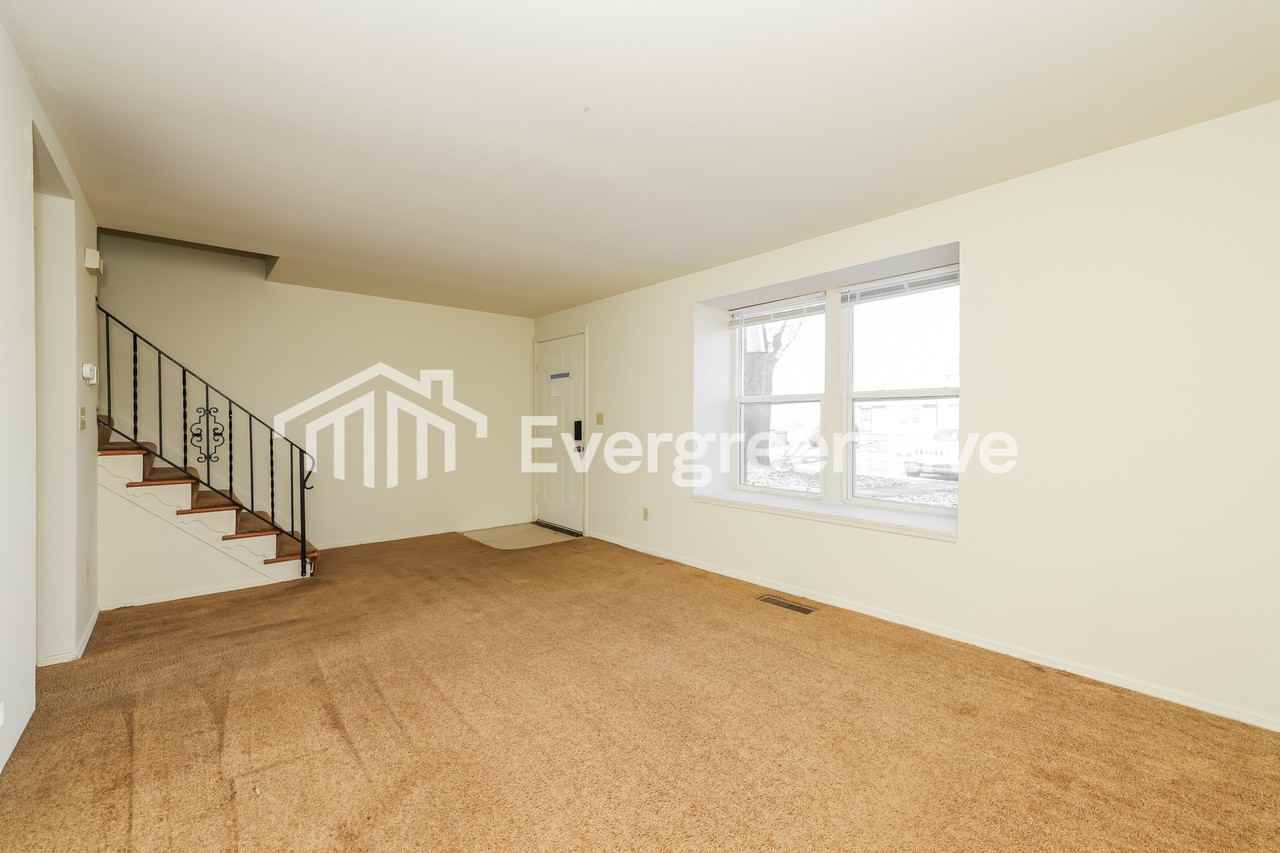 7523 Mount Hood - Photo 4 of 15