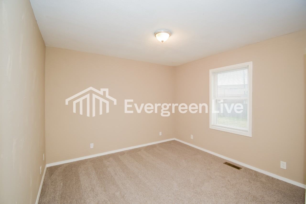 1119 Waldemere Ave - Photo 7 of 15