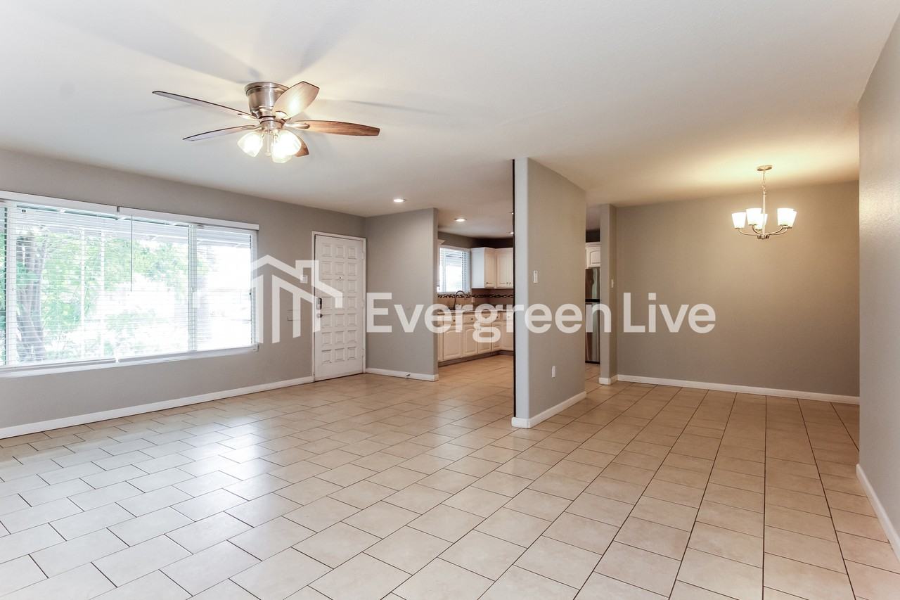 3410 W Mariposa St - Photo 4 of 15