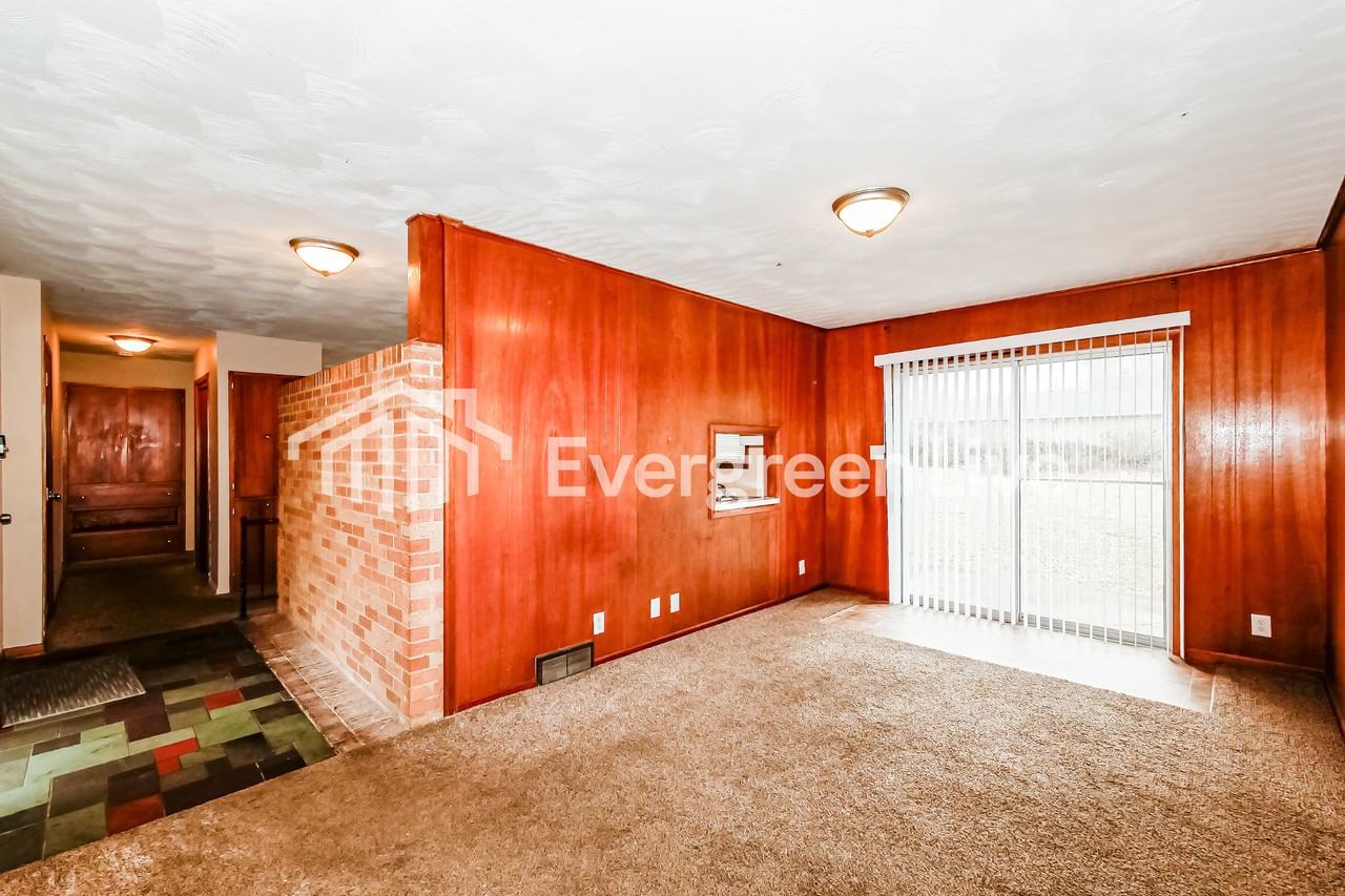 5941 Winston Dr - Photo 5 of 15