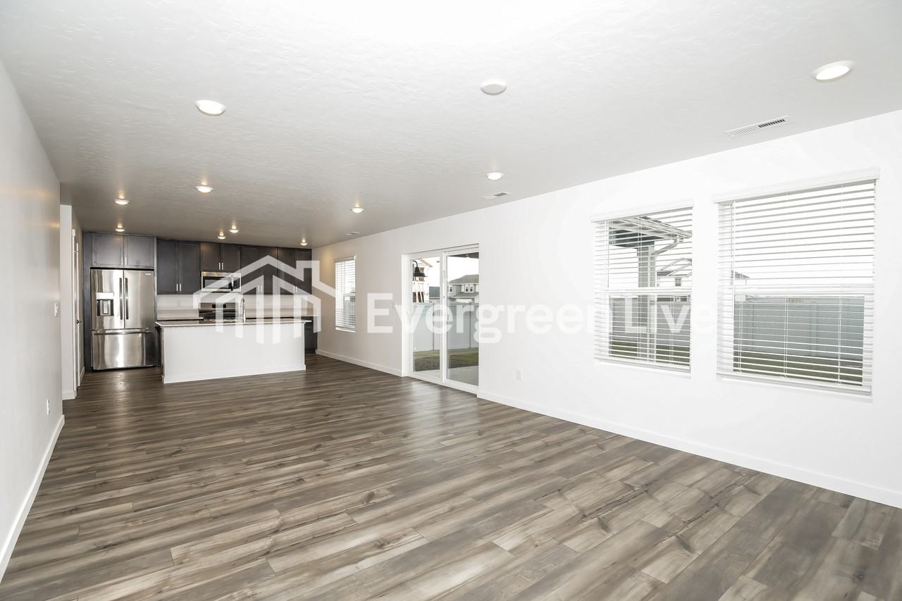 9188 W Inspirado St - Photo 3 of 16