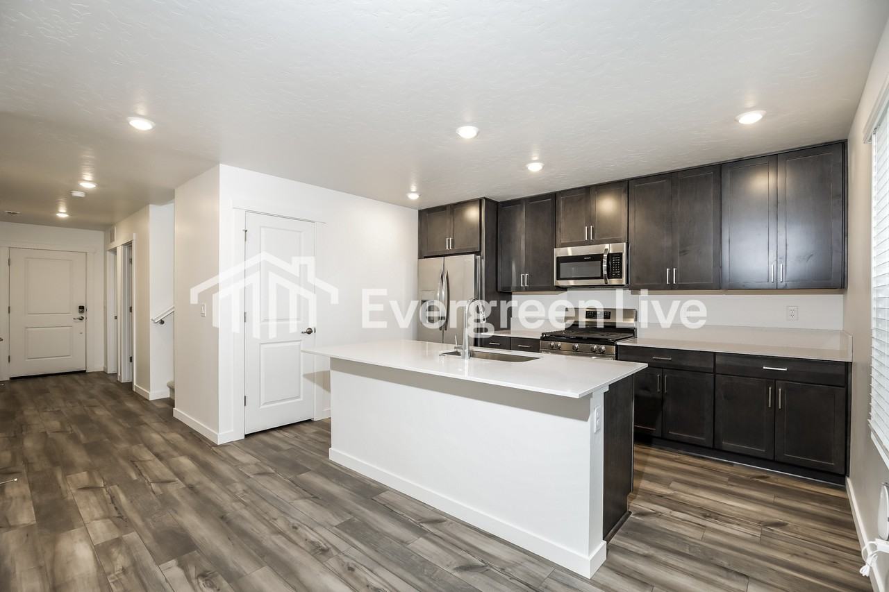 9188 W Inspirado St - Photo 4 of 16