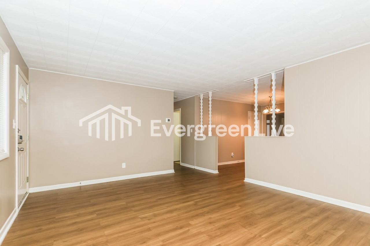 603 W Martindale Rd - Photo 4 of 15