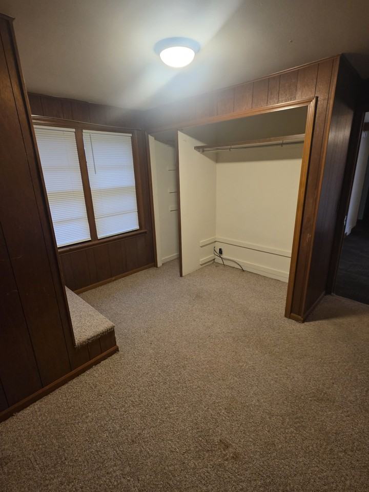 1904 Shepherd Dr - Photo 7 of 8