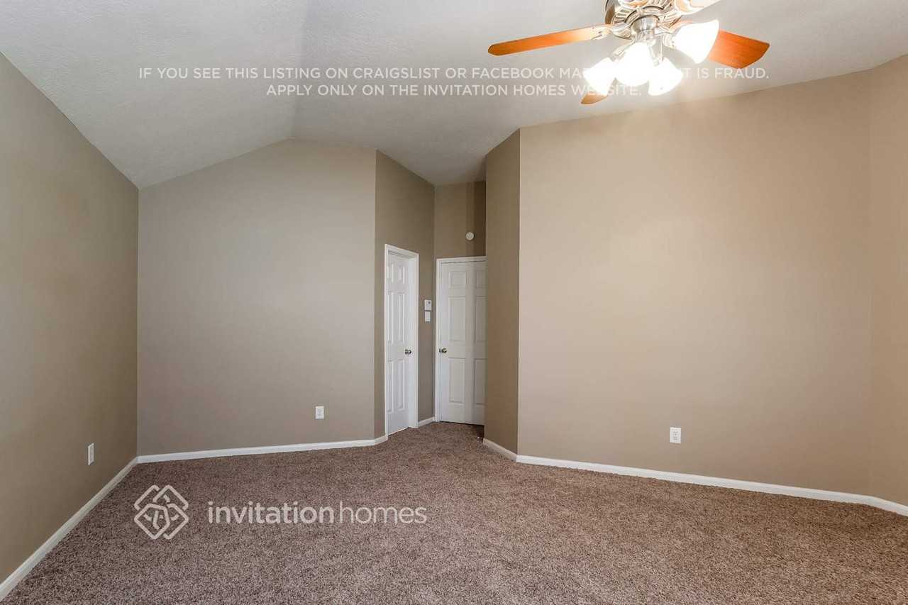 21492 Palace Pines Dr - Photo 7 of 16