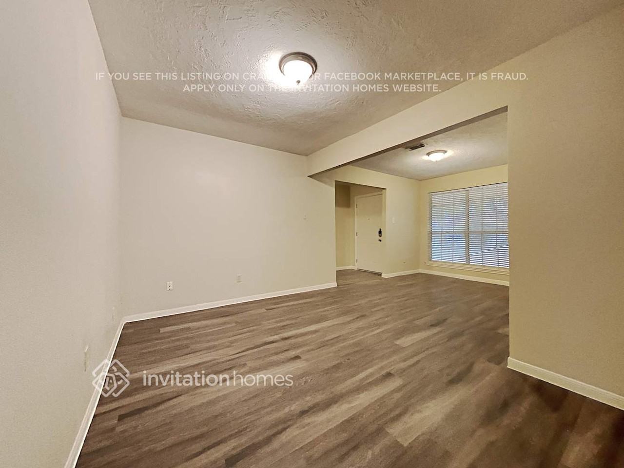 2239 Middle Creek Dr - Photo 3 of 18