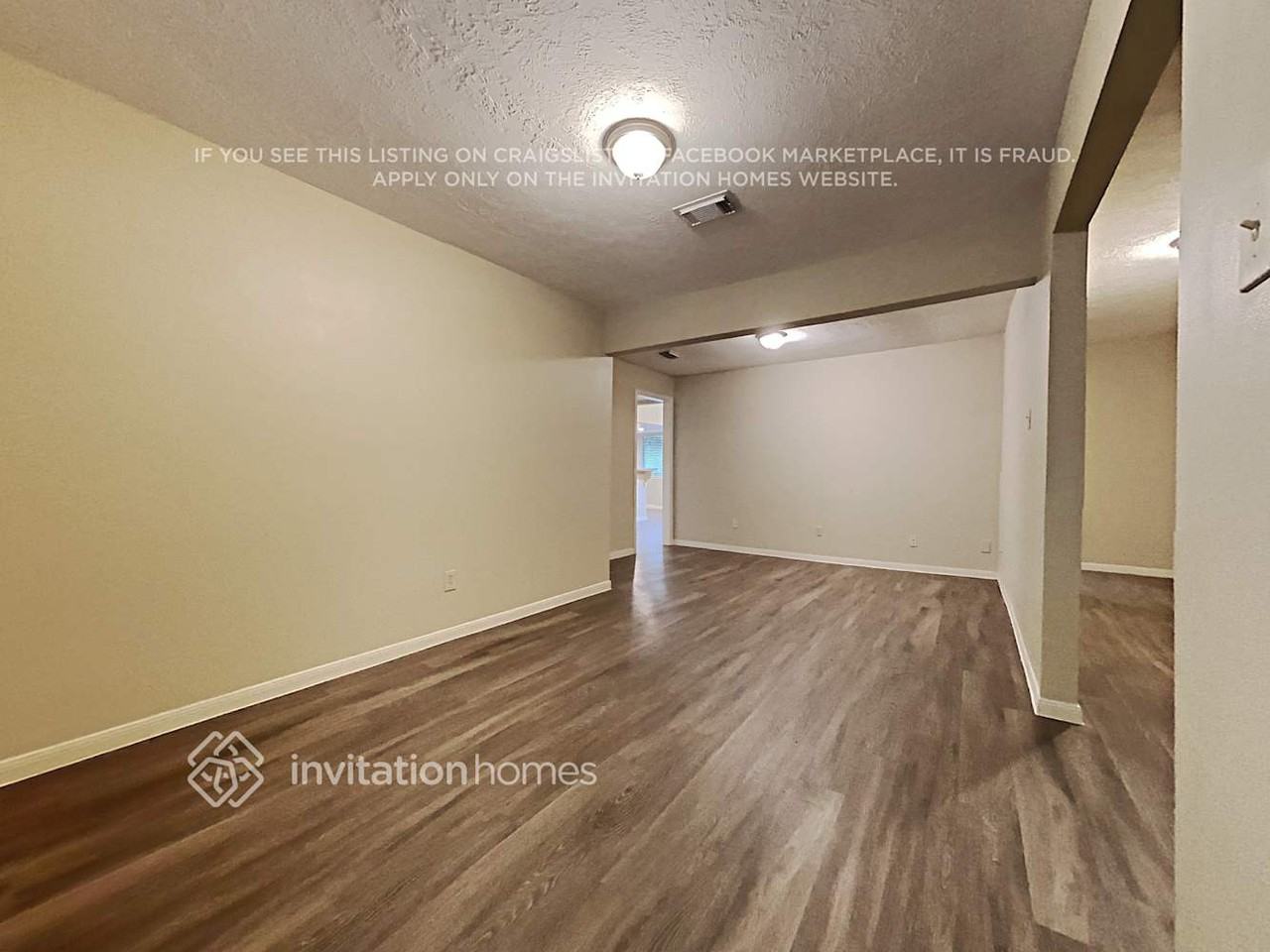 2239 Middle Creek Dr - Photo 4 of 18