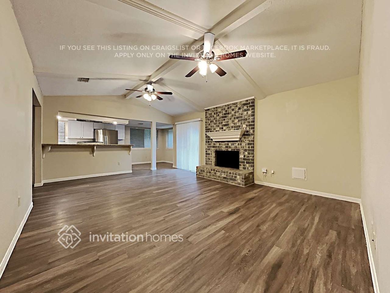 2239 Middle Creek Dr - Photo 5 of 18