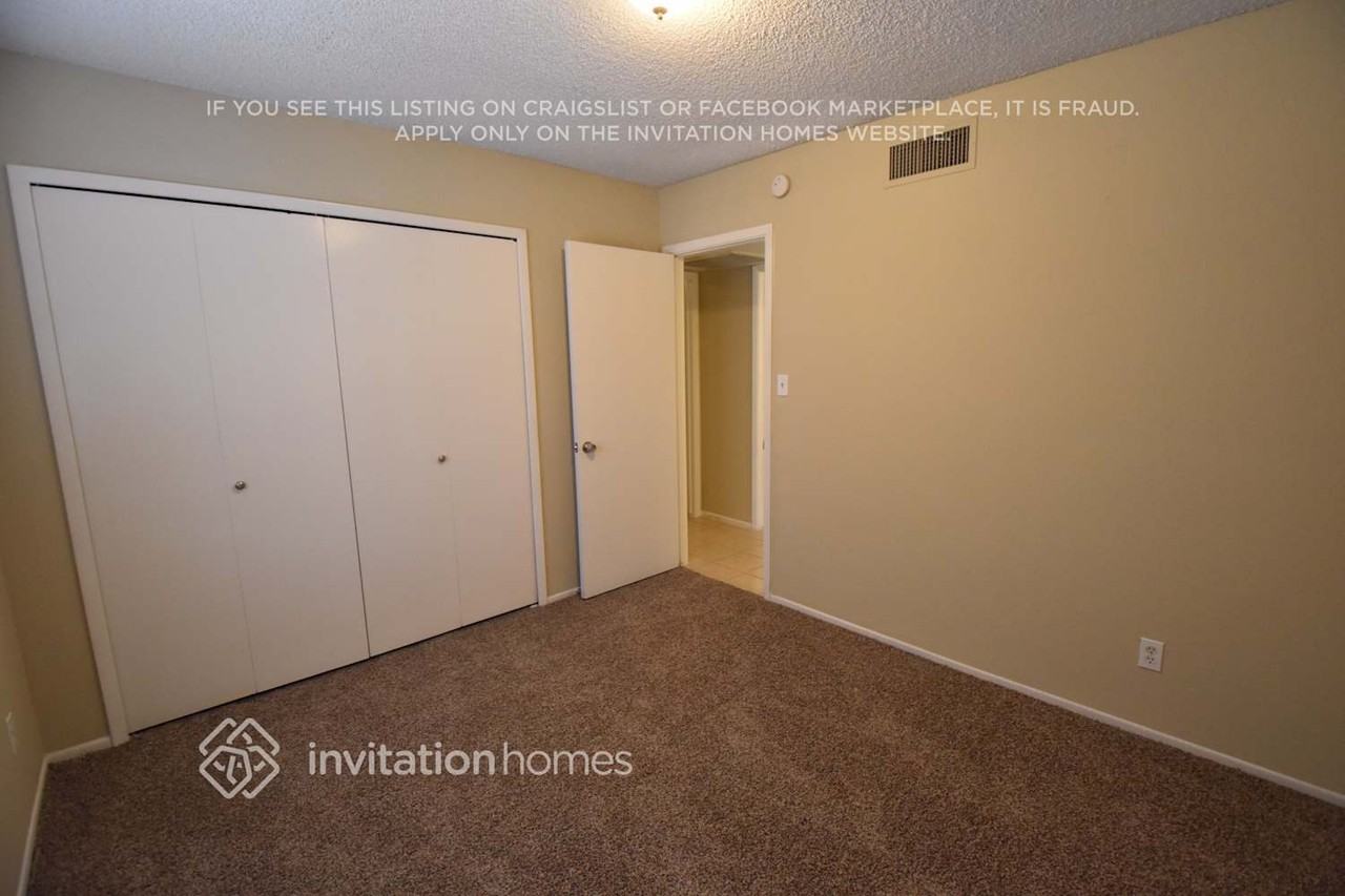 3017 N 86th Ave - Photo 7 of 15