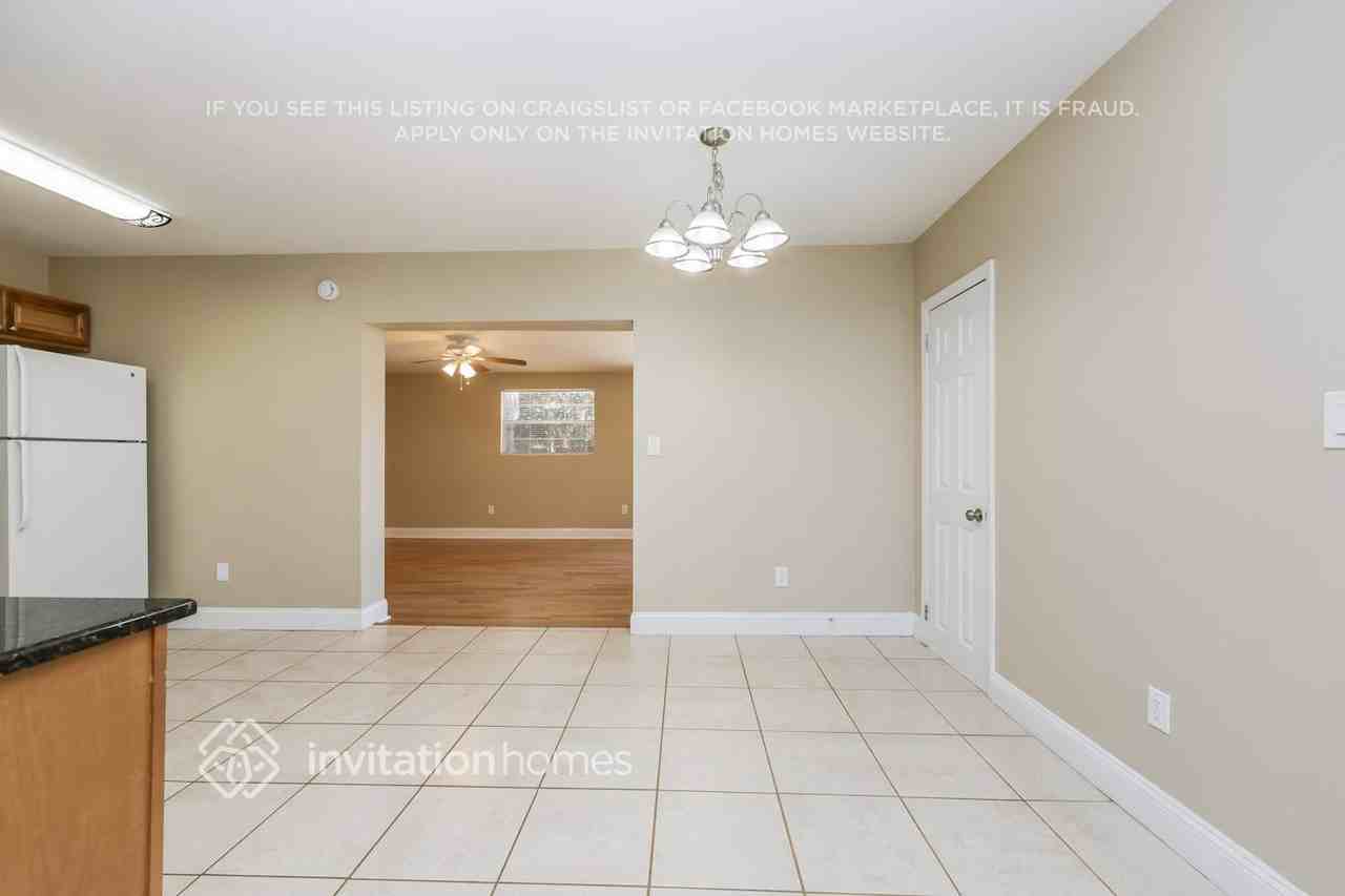 8505 Temple Park Dr - Photo 5 of 17