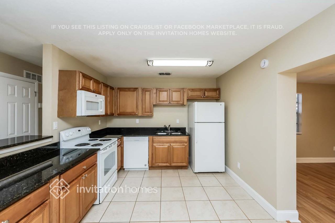 8505 Temple Park Dr - Photo 6 of 17