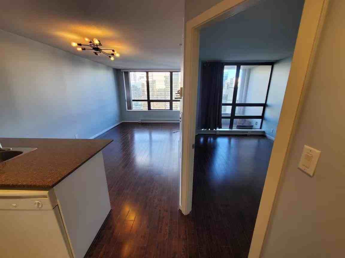938 Smithe Street #1722 - Photo 3 of 8