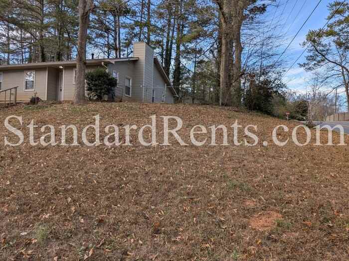 463 Booth Cir Sw - Photo 2 of 21