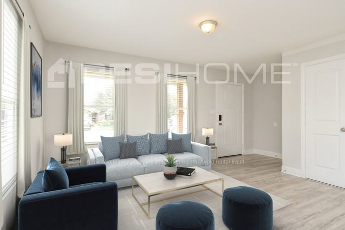 6924 Tessla Dr - Photo 5 of 18