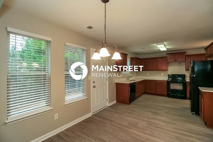 7826 Bell Tower Ln - Photo 7 of 17