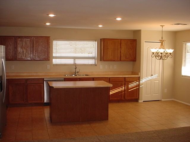 41735 W Sunland Dr - Photo 6 of 33