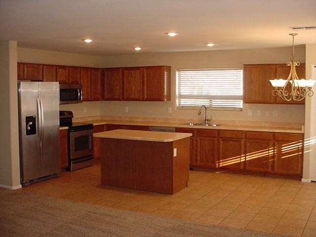 41735 W Sunland Dr - Photo 7 of 33