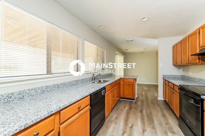 7330 Shadow Trl - Photo 7 of 17