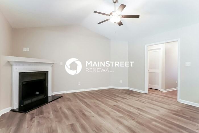 174 Fox Chase Ln - Photo 4 of 16