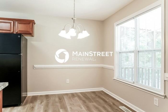 174 Fox Chase Ln - Photo 6 of 16