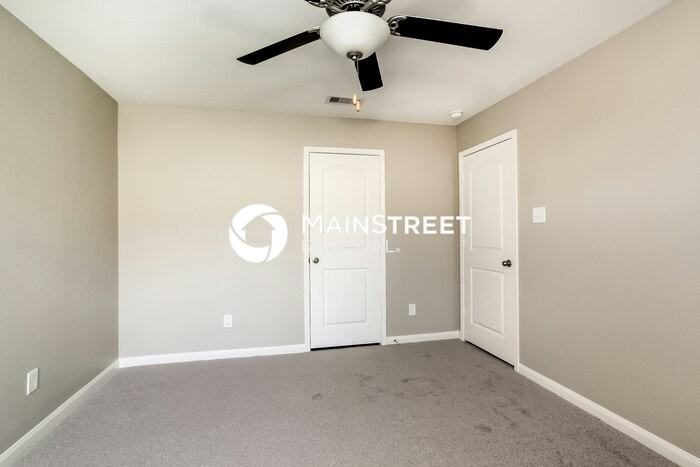 25245 Dickens Dr - Photo 7 of 16