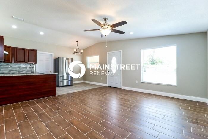 1204 N Maryland Ave - Photo 4 of 16