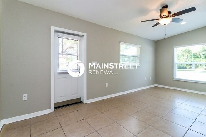 1204 N Maryland Ave - Photo 6 of 16