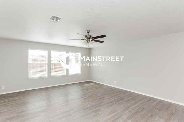 121 Angus Way - Photo 2 of 17