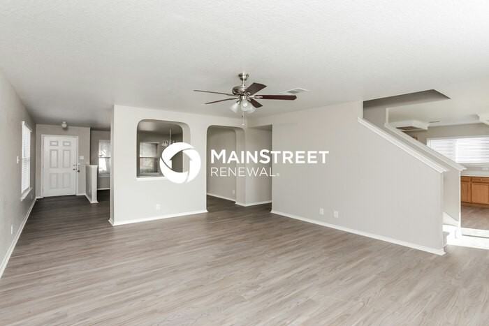 121 Angus Way - Photo 3 of 17