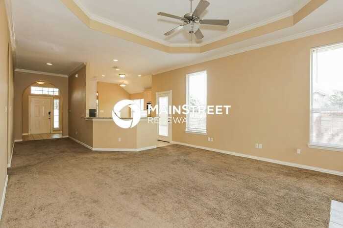 1424 Sierra Blanca Dr - Photo 2 of 16