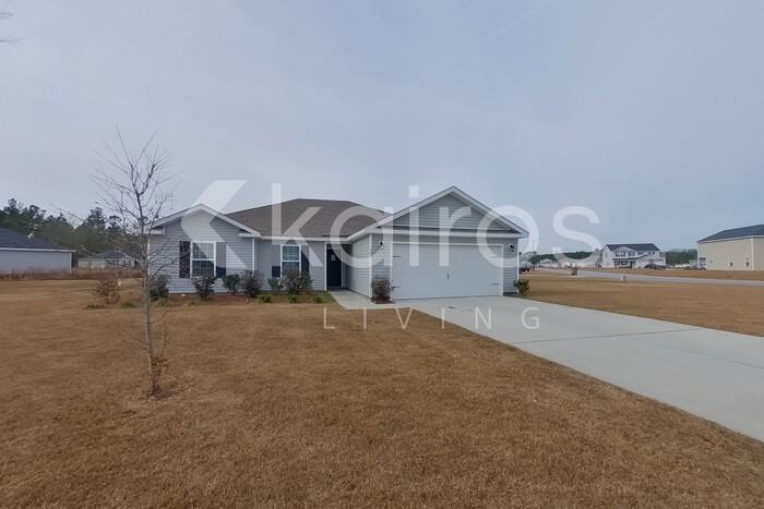 300 Hemlock Ct - Photo 2 of 30