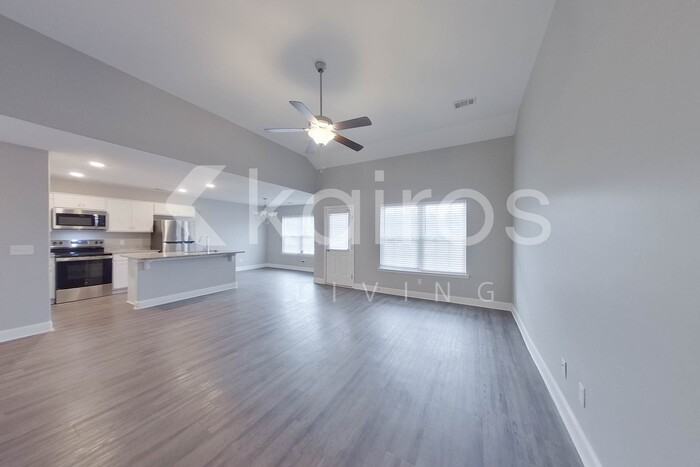 300 Hemlock Ct - Photo 6 of 30