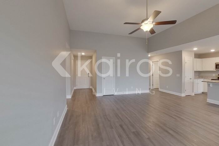 300 Hemlock Ct - Photo 7 of 30