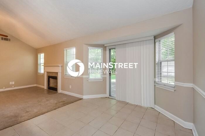 330 E Country Woods Dr - Photo 3 of 15