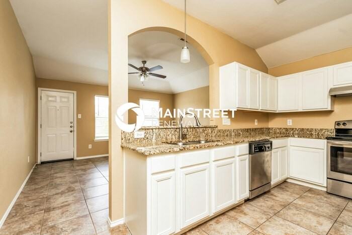 1611 Emily Ln - Photo 7 of 16