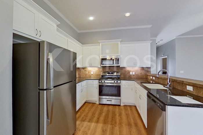 4908 Nw 163rd St - Photo 7 of 21