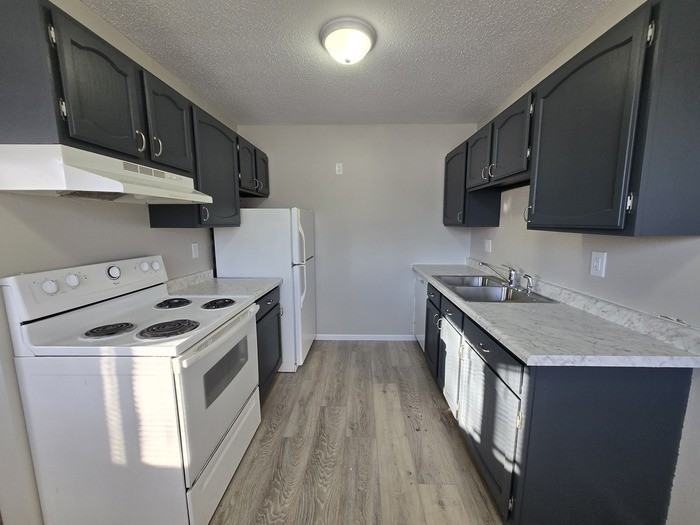 510 Lewis Ave #104 - Photo 4 of 12