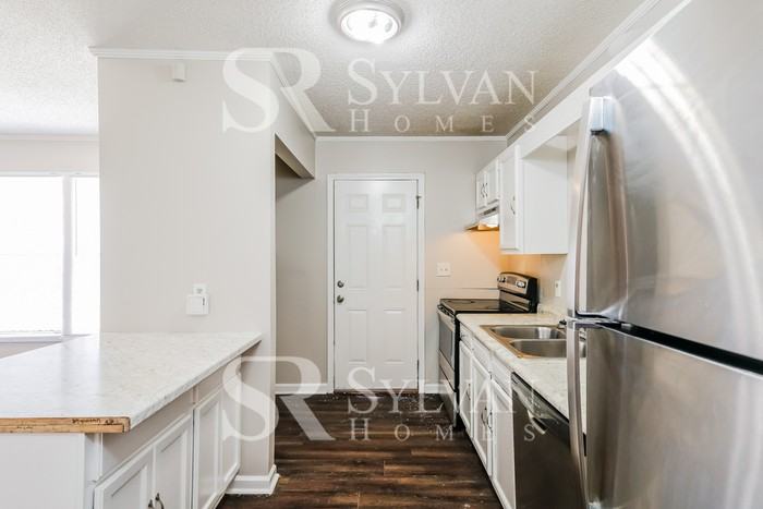 3 Lois Cv - Photo 7 of 15